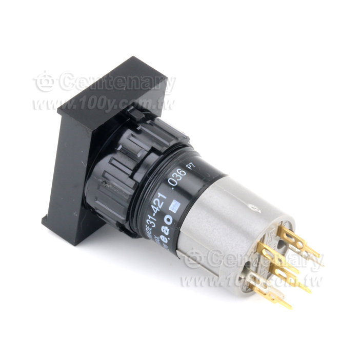 LOW-LEVEL SWITCHES, DPST, MOMENTARY - 19826 Product Image