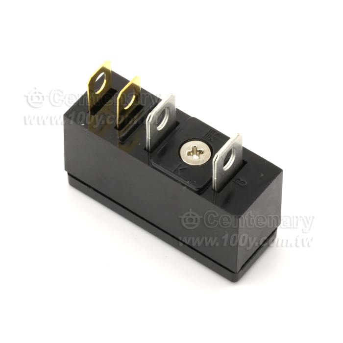 Daito_PCB Mounting Fuseholder AC/DC 250V 15A - 43065 Product Image