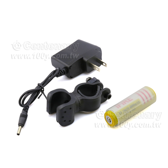 Chargeable Strong-Light Flashlight - 105738 Product Image