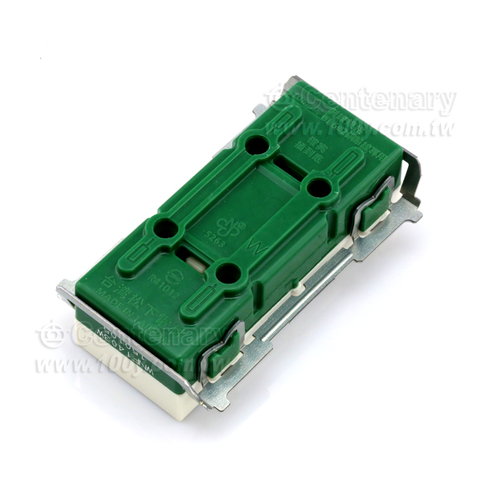 埋入式瞬瞬參插座 15A 125V AC - 108835 產品圖片