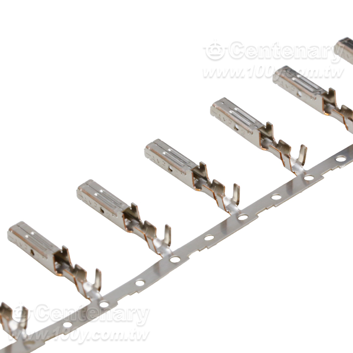TE/Amp_Dynamic D-3 Female Pin AWG24~20 - 110687 Product Image