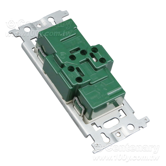 Panasonic -Concealed industrial socket 15A 125V - 165204 Product Image