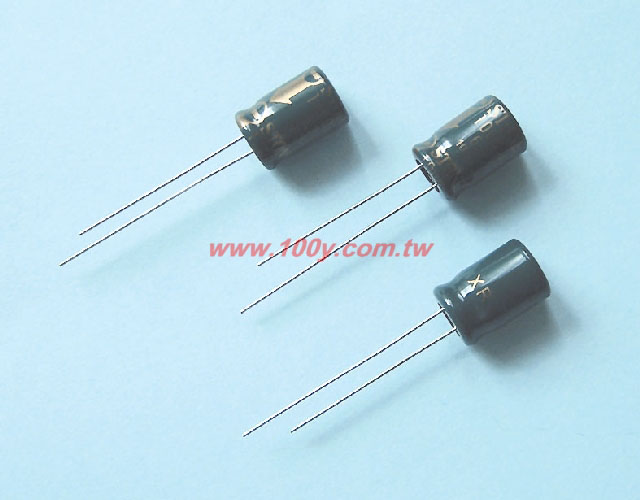 3300uF/10V  105℃