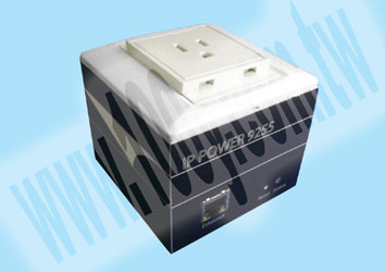 輕巧型 -遠端網路電源管理伺服器